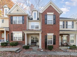8424 Summerglen Cir, Charlotte, NC 28227