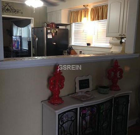 3rd image of 614 Keller Ave