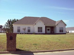 74 Silver Maple Ln, Rehobeth, AL 36301