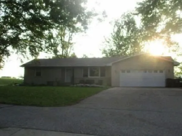 1393 Jefferson St SE, Hutchinson, MN 55350