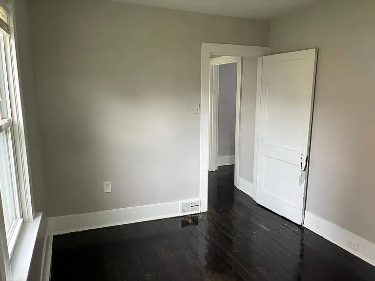 112 Schley Ave — Photo 18
