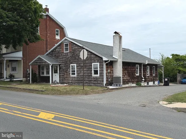 648 N Reading Ave, Boyertown, PA 19512