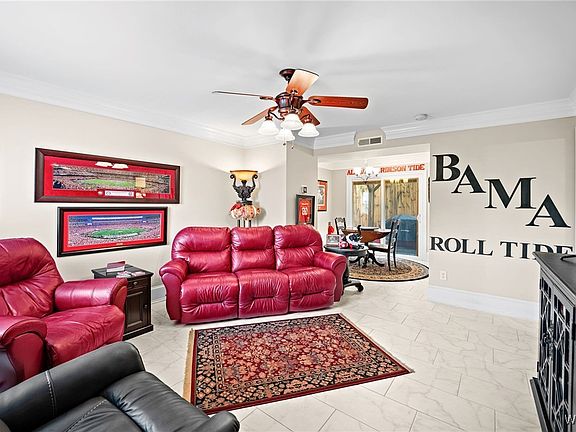 3rd image of 1015 14th Ave APT 1