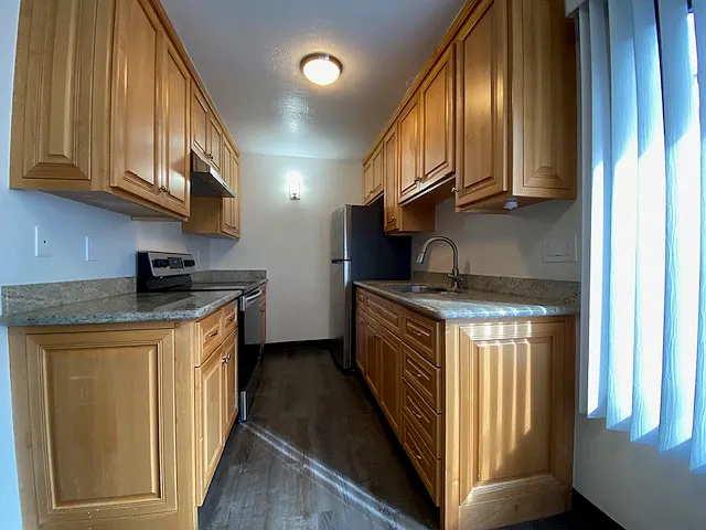 Dela Vina Apartments — Photo 37