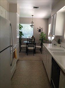 4th image of 131 E 17th St APT 32