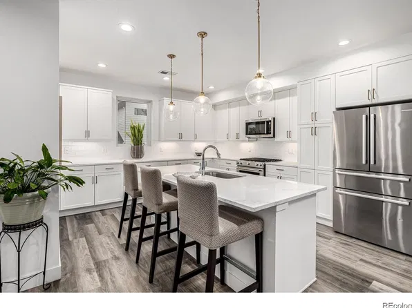 6820 E Lowry Boulevard, Denver, CO 80230