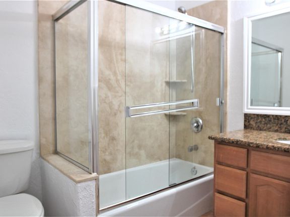 4th image of 711 San Fernando Pl APT 4