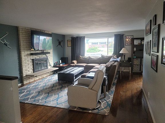 2nd image of 7833 Agate Dr SW