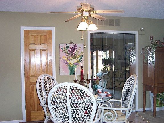 Dining Area...newer millwork; 6-panel 