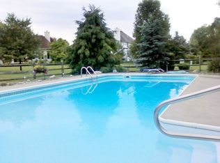 515 Cedar Ln, Waterville, OH 43566