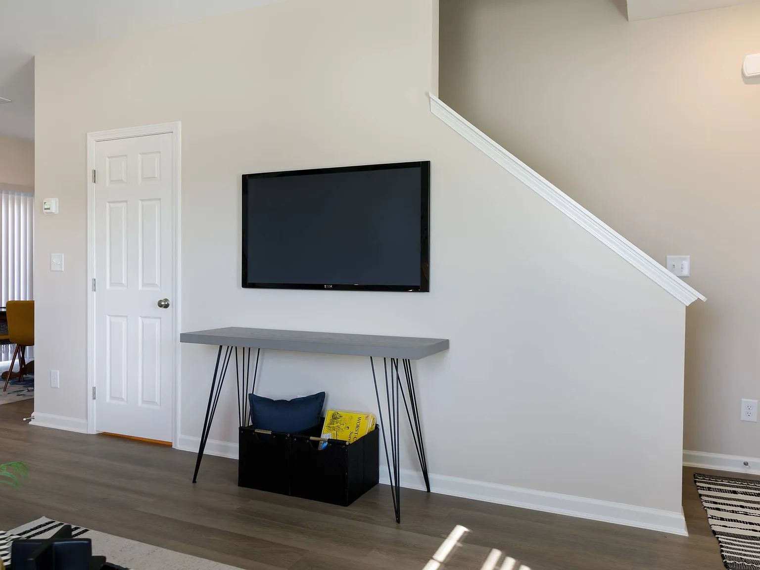 3 bed, 2.5 bath, 1410 sqft, $1,975 — Photo 4