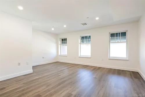 45 S Greeley Ave #3 Photo 1