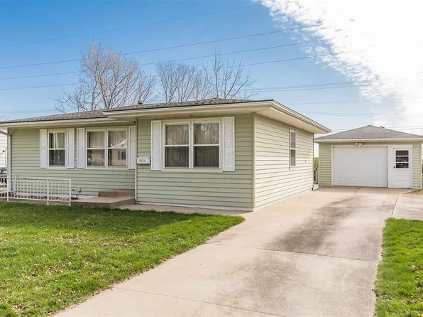1526 Spruce St, Iowa City, IA 52240