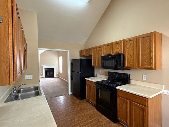 4th image of 7206 Oakwinds Ct