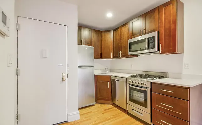 Rented by Living New York | media 4