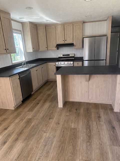 1st image of 436 Selkirk Dr #436