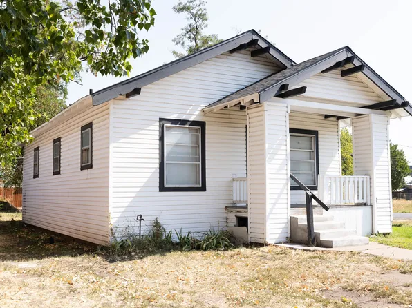 1527 Madison Ave, La Grande, OR 97850
