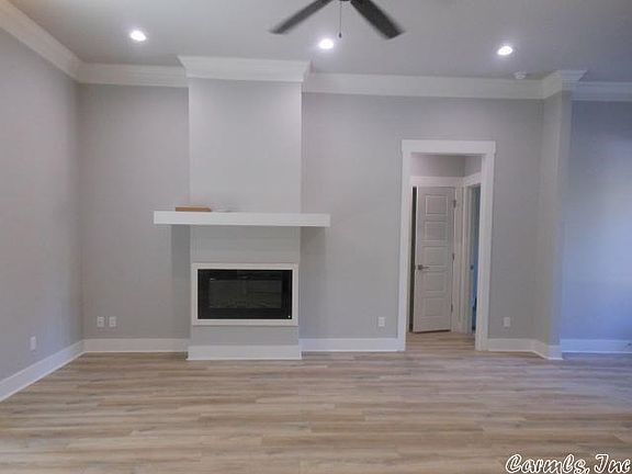 4th image of 50 Biarritz Way