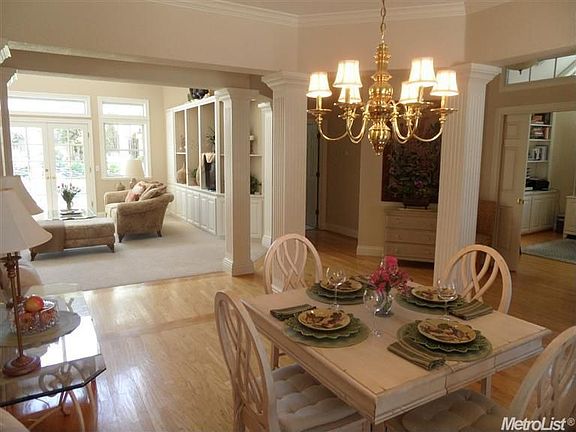 4th image of 945 Fairview Dr