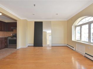 7809 69th Rd APT 4, Middle Village, NY 11379