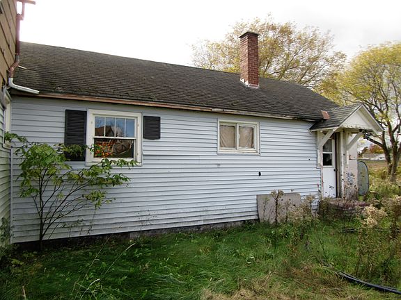 3rd image of 236 Weston St