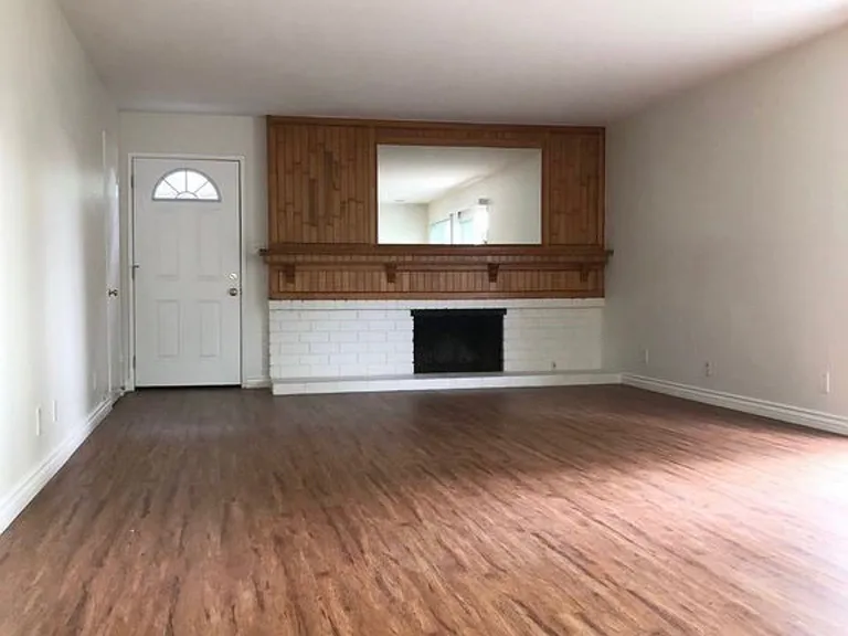 2489 Bayshore Ave #2489 — Photo 3