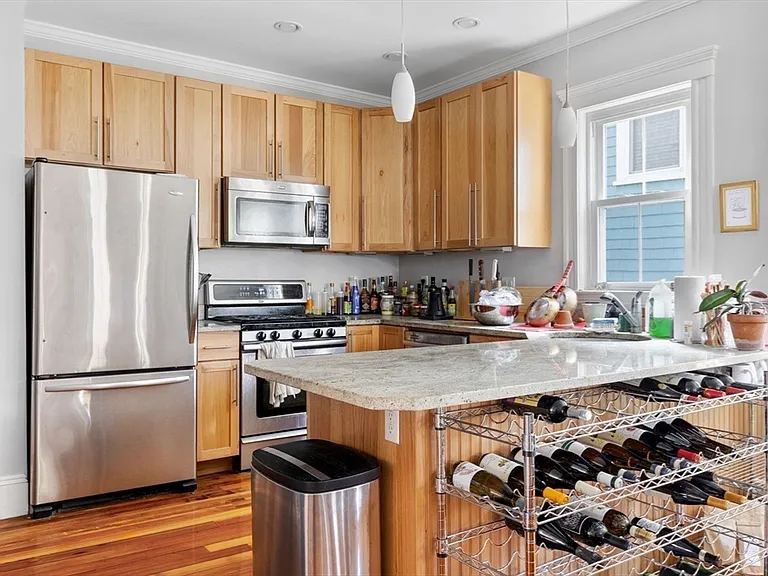 77 Montebello Rd #2 — Photo 6