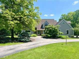 14665 Shire Ct, Novelty, OH 44072