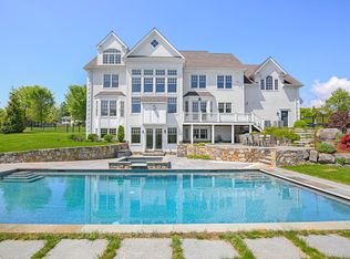 10 Meadow Ridge Rd, Southport, CT 06890