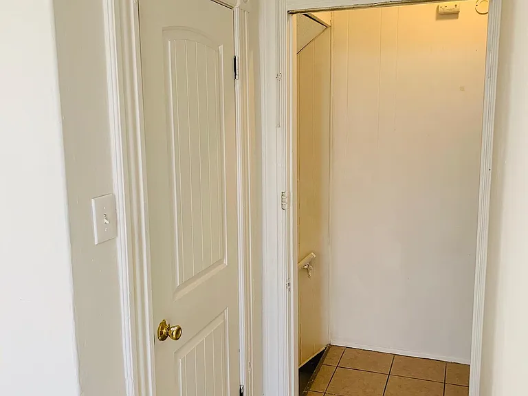 3402 Montana St — Photo 7