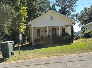 71 Forest Ave, Toccoa, GA 30577
