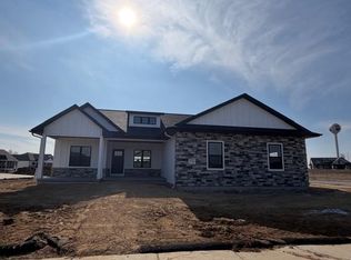 7714 Larkspur Lane, Deforest, WI 53532