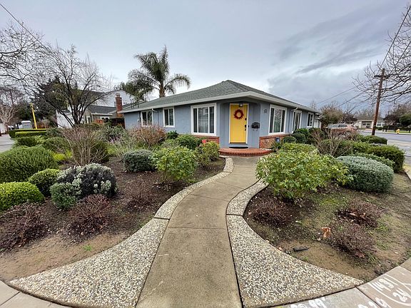 2nd image of 2062 Newport Ave