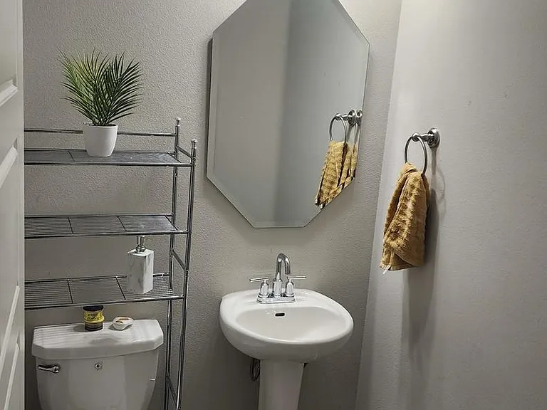 6302 Polo Grounds Ct — Photo 7