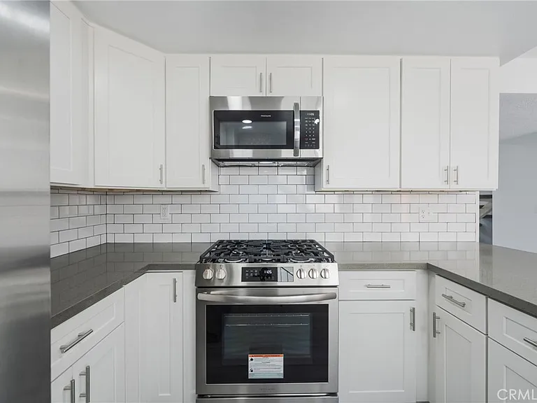 10062 Ellis Ave — Photo 9