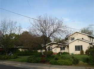 915 52nd St, Sacramento, CA 95819