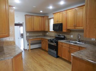 5535 N Milwaukee Ave #2, Chicago, IL 60630