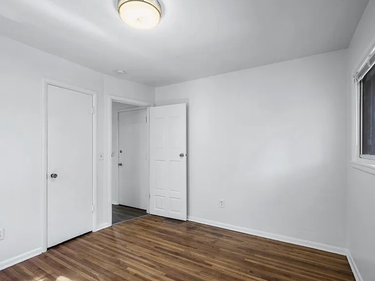 2818 East 31st Street — Photo 25