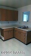 5th image of 607 E Broadway St