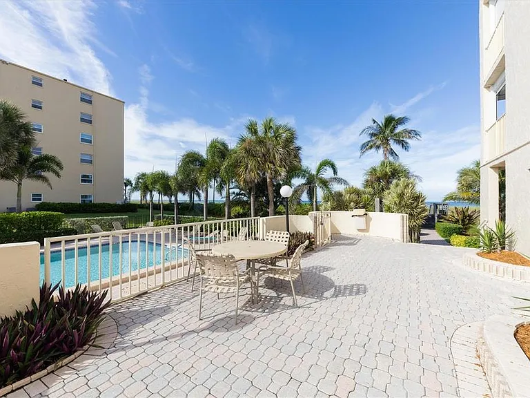4325 Gulf Of Mexico Dr #408 — Photo 31