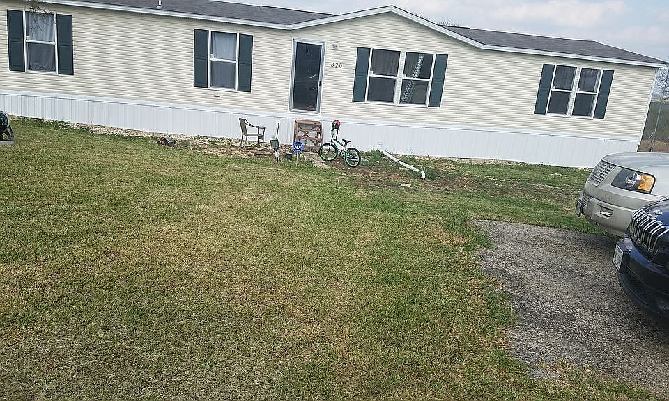 1st image of 320 Vasbinder Ln
