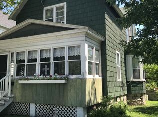 1616 10th St, Menominee, MI 49858