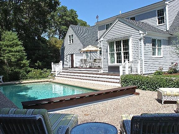 2nd image of 67 Sea Meadow Circle