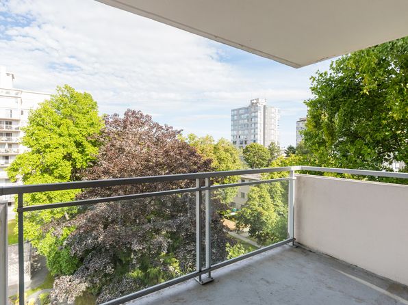 2 bedroom rental in Vancouver — photo 13