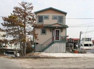 4 Rosemans Ln, Cape May, NJ 08204