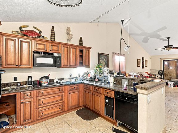 3rd image of 2356 Skywind Cir