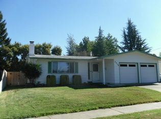 2516 Alma Dr, Medford, OR 97504