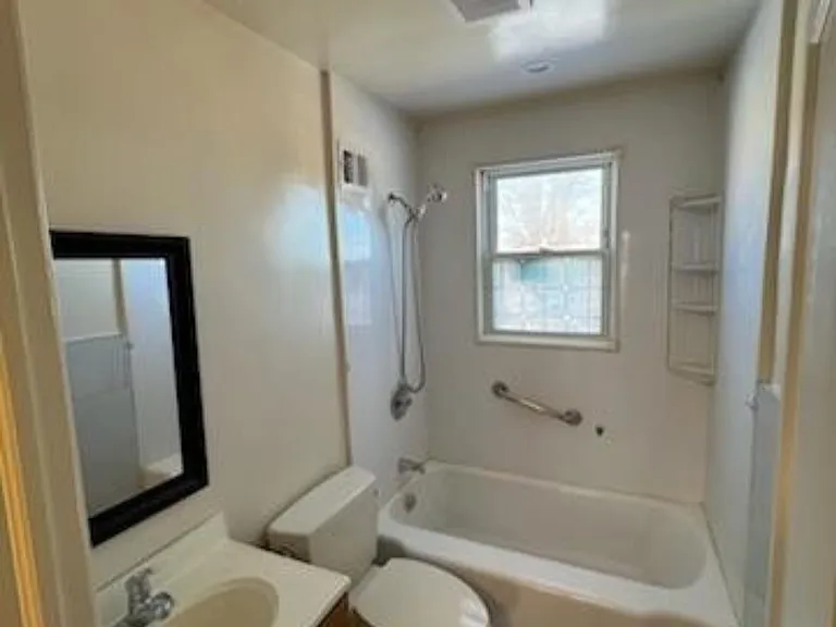 433 Grovethorn Rd — Photo 8