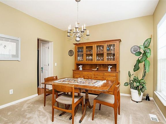 3rd image of 16320 W Oldenburg Cir