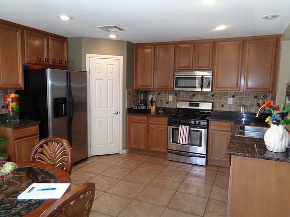 3rd image of 605 Lelant Ct